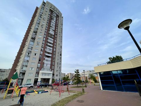 квартира по адресу Героев Полка "Азов ул. (Малиновского маршала), 8