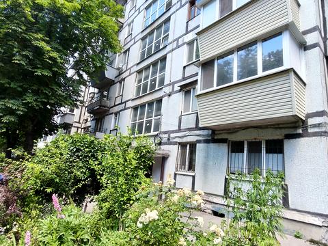 квартира за адресою житловий масив Тополя-1 вул., 8
