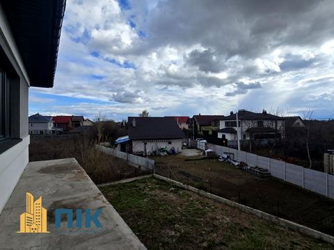 будинок за адресою Євгена Гребінки вул., 5