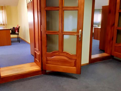 комерційна за адресою Софії Яблонської вул. (), 25