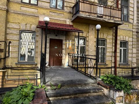 коммерческая по адресу Киев, Богдана Хмельницкого ул., 10