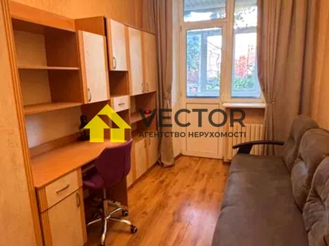 квартира по адресу Филиппа Орлика ул. (Паризької Комуни), 1Б