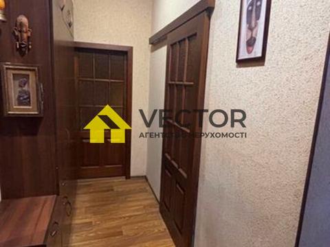 квартира по адресу Филиппа Орлика ул. (Паризької Комуни), 1Б