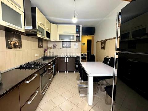квартира за адресою Галицька вул., 66в