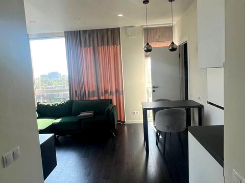 квартира за адресою Салютна вул., 2к6