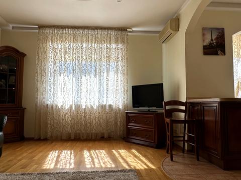 квартира по адресу Андрея Верхогляда ул. (Михайла Драгомирова), 2