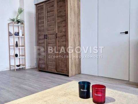 квартира за адресою Київ, Каховська вул., 62-А