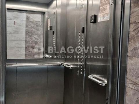 квартира за адресою Київ, Каховська вул., 62-А