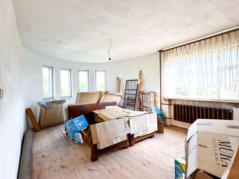будинок за адресою Сухомлинського