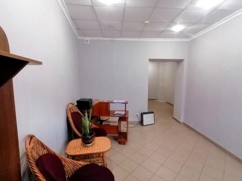 комерційна за адресою Базарна вул., 34