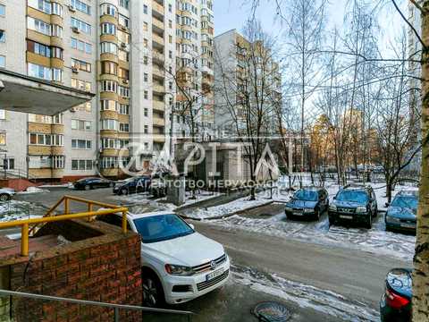 комерційна за адресою Відпочинку вул., 12