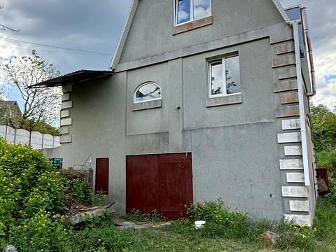 будинок за адресою Озерна