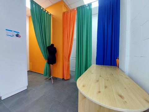 комерційна за адресою Салютна вул., 2к7