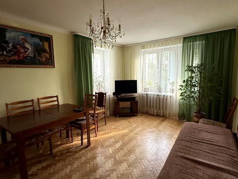 квартира за адресою Зубрівська вул., 27
