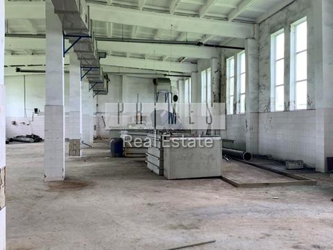 коммерческая по адресу Центральна, 1