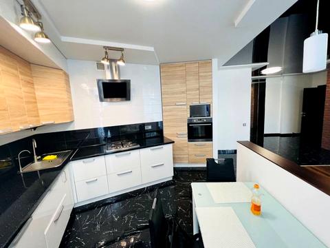 квартира за адресою Олени Степанівни вул. (Ленінградська), 8