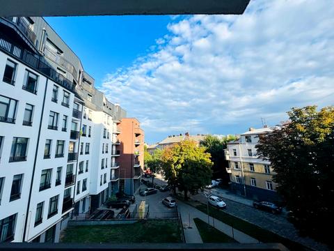 квартира за адресою Олени Степанівни вул. (Ленінградська), 8