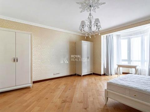 квартира за адресою Інститутська вул., 18