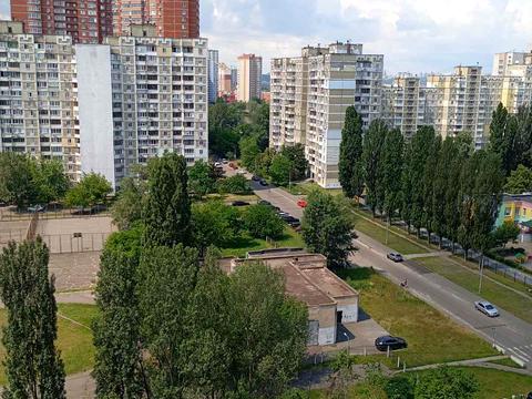 квартира по адресу Ревуцкого ул., 11-В