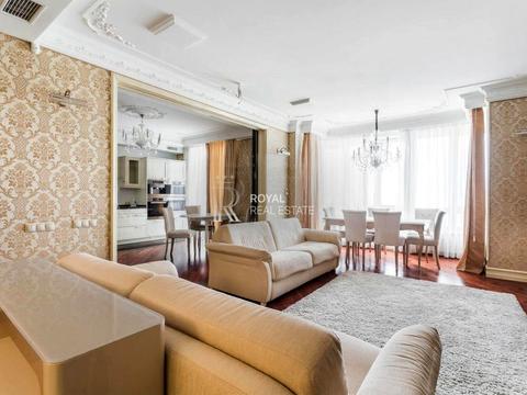 квартира за адресою Інститутська вул., 18