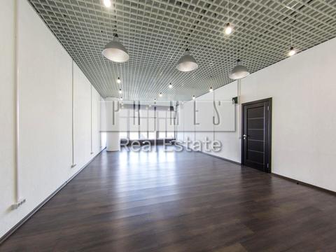 комерційна за адресою Кловський узвіз, 7
