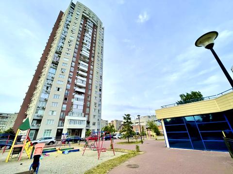 квартира по адресу Героев Полка "Азов ул. (Малиновского маршала), 8