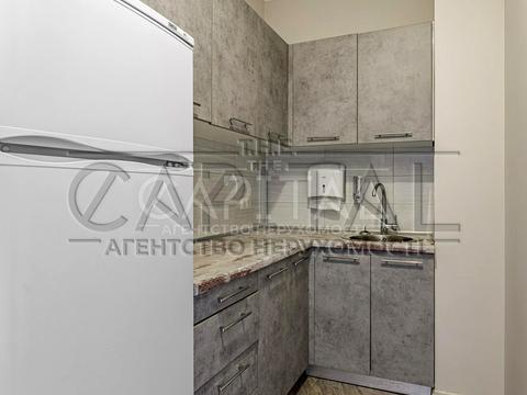 коммерческая по адресу Леси Украинки бульв., 7-А