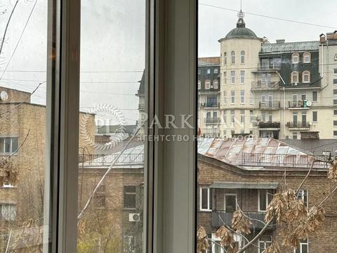 квартира за адресою Хорива вул., 33