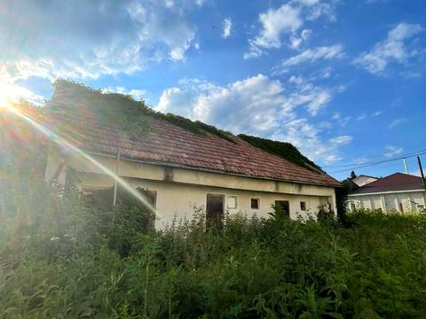 будинок за адресою смт. Козлів, Набережна, 23