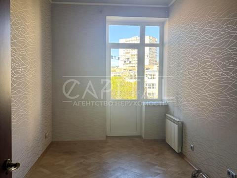 квартира за адресою Катерини Білокур вул., 2/8