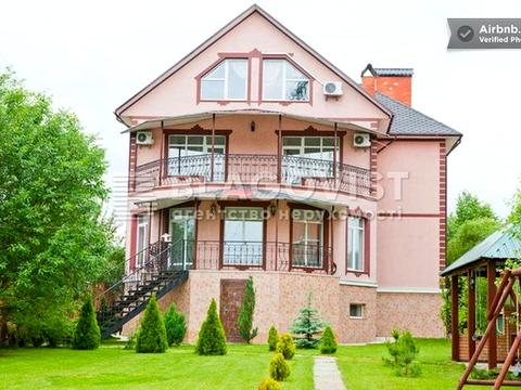 будинок за адресою с. Петропавлівська Борщагівка, Берегова