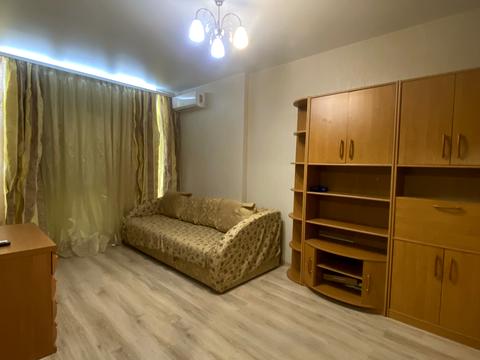 квартира за адресою Віталія Нестеренка вул., 1б