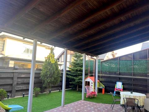 будинок за адресою Лісна