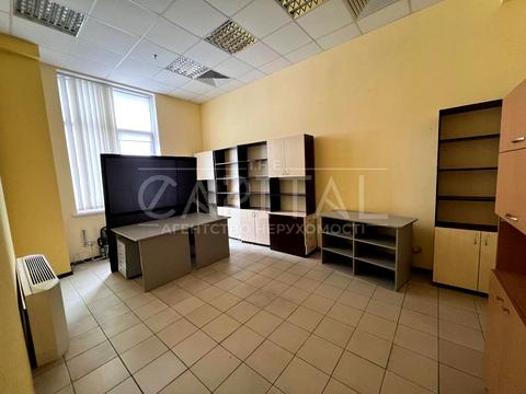 комерційна за адресою Харківське шосе, 201-203