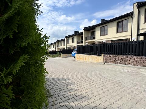 будинок за адресою Провулок Коновальця, 77