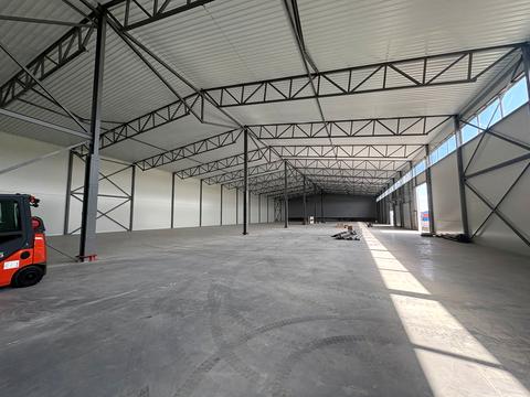 комерційна за адресою Центральна вул., 3