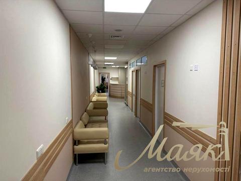 коммерческая по адресу Контрактовая пл., 10