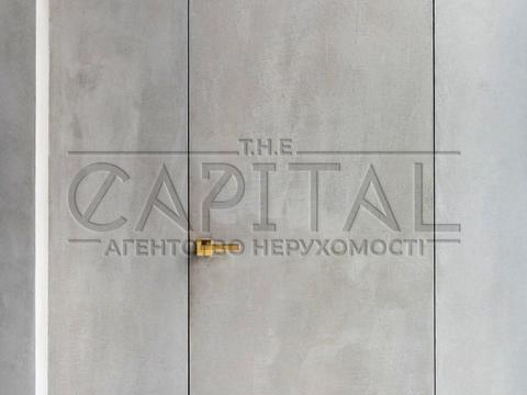 комерційна за адресою Дніпровська набережна вул., 15-К