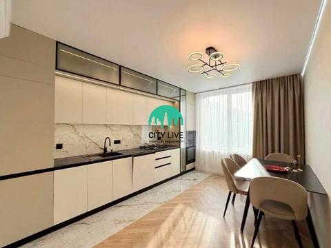 квартира за адресою Степана Бандери вул., 77-Б