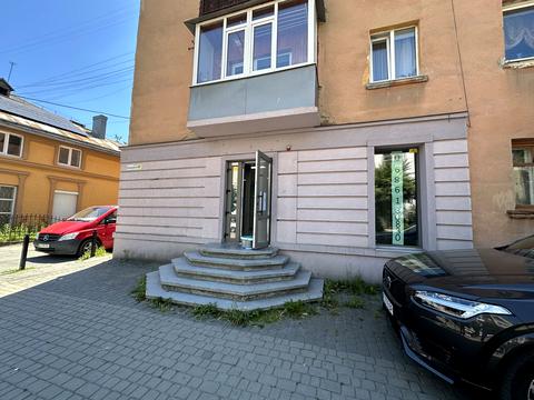 комерційна за адресою Бельведерська вул., 47