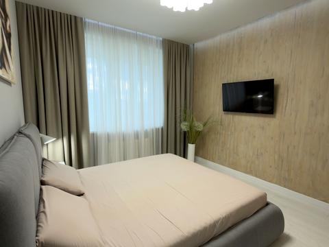 квартира за адресою Дніпровська набережна вул., 14