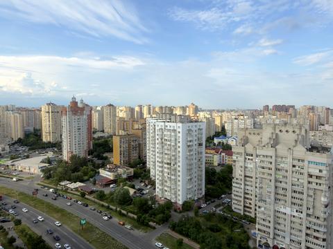 квартира за адресою Дніпровська набережна вул., 14