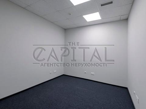 комерційна за адресою Шовковична вул., 44