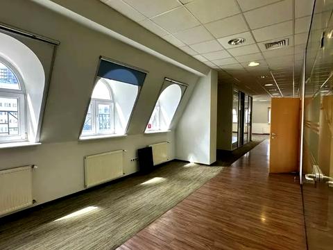 комерційна за адресою Гетьмана Павла Скоропадського вул. (Льва Толстого), 35