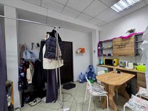 коммерческая по адресу Городоцкая ул., 174
