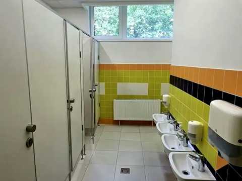 комерційна за адресою Предславинська вул., 53а