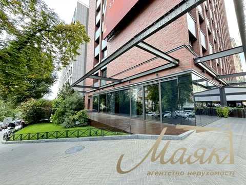 комерційна за адресою Саксаганського вул., 65