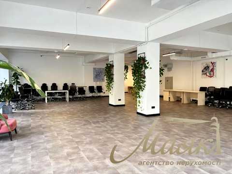комерційна за адресою Саксаганського вул., 65