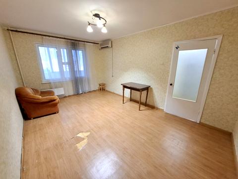 квартира за адресою Каштанова вул., 1/9