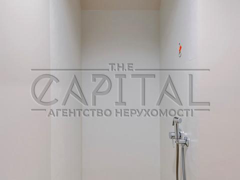 будинок за адресою Євгена Коновальця вул.